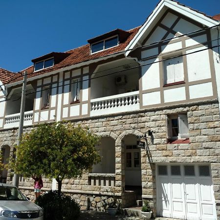 Hosteria Almirante Brown Mar del Plata Exterior photo
